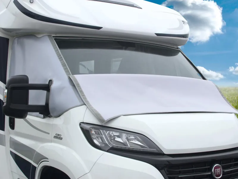 Thermoval „Luxe“ Clairval an teilintegriertem Wohnmobil FIAT Ducato